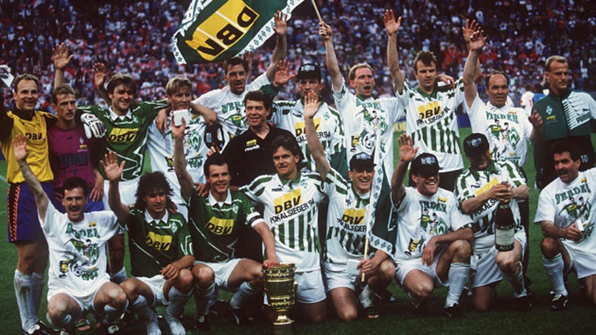 69503 Werder Bremen 1987-1988 Mannschaftsbild 