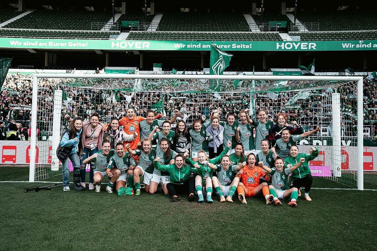 Die Werderfrauen nach dem Sieg im Weserstadion