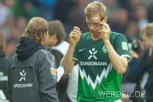Per Mertesacker zog sich 2010 im Länderspiel gegen Aserbaidschan einen Augenhöhlenbruch zu, 17 Tage später spielte der Nationalspieler für Werder im Nordderby - mit spezieller Maske.