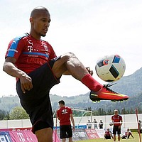 Theodor Gebre Selassie befindet sich mitten in den Vorbereitungen für die EM in Frankreich (Foto: Instagram/ceskarepre). 