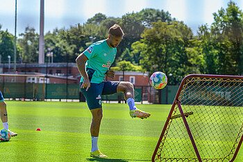 Niclas Füllkrug during training