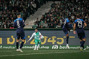 Leonardo Bittencourt im Spiel gegen Hertha BSC.