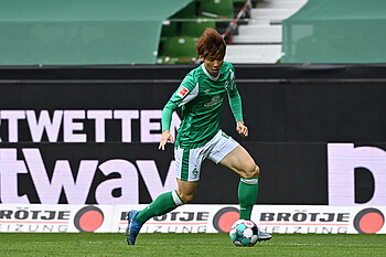 Yuya Osako erzielte in der letzten Pokalrunde gegen SSV Jahn Regensburg den goldenen Treffer.