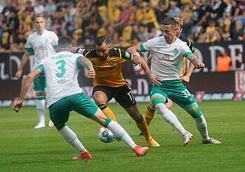 Marco Friedl im Spiel gegen Dynamo Dresden 