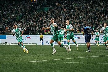 Niclas Füllkrug bejubelten sein Tor gegen Hertha BSC.