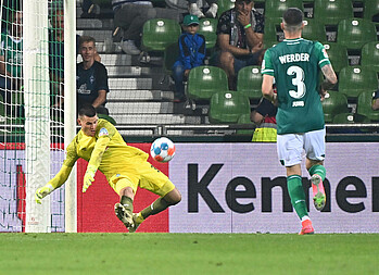Michael Zetterer secured the draw against Hannover with several strong saves