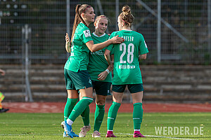 Ihren letzten Treffer im Werder-Trikot erzielte sie beim 8:1-Erfolg gegen Turbine Potsdam II. Mit 99 Toren ist sie Werders Rekordtorschützin. 