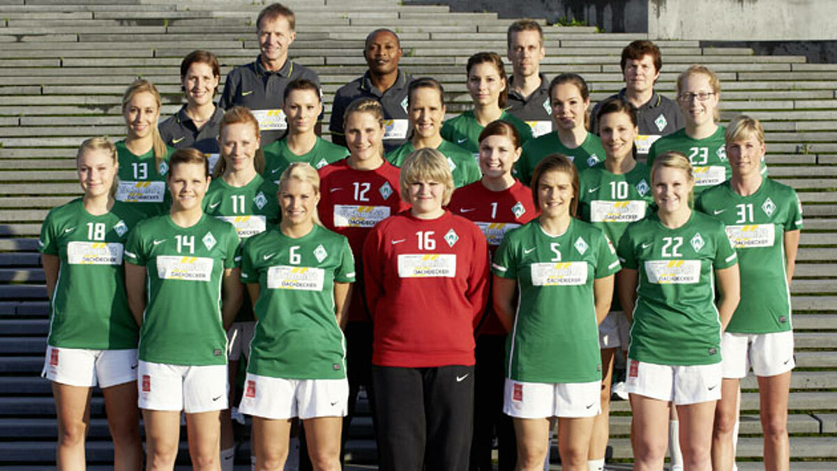 Das Teamfoto der 1. Frauen aus der Saison 2011/2012