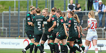 Die Werder-Frauen im Spiel gegen Köln