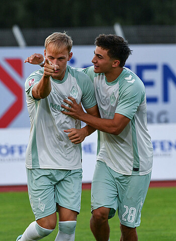 Jannic Ehlers beim Torjubel.