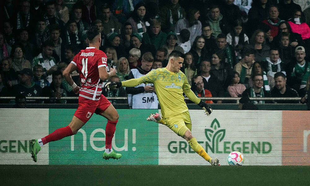 Michael Zetterer makes his Bundesliga debut | SV Werder Bremen