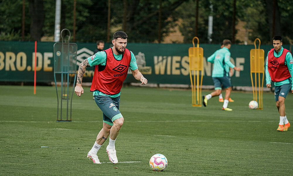 Burke Vor Rückkehr Ins Training - Die Kurzpässe Am Montag | SV Werder ...